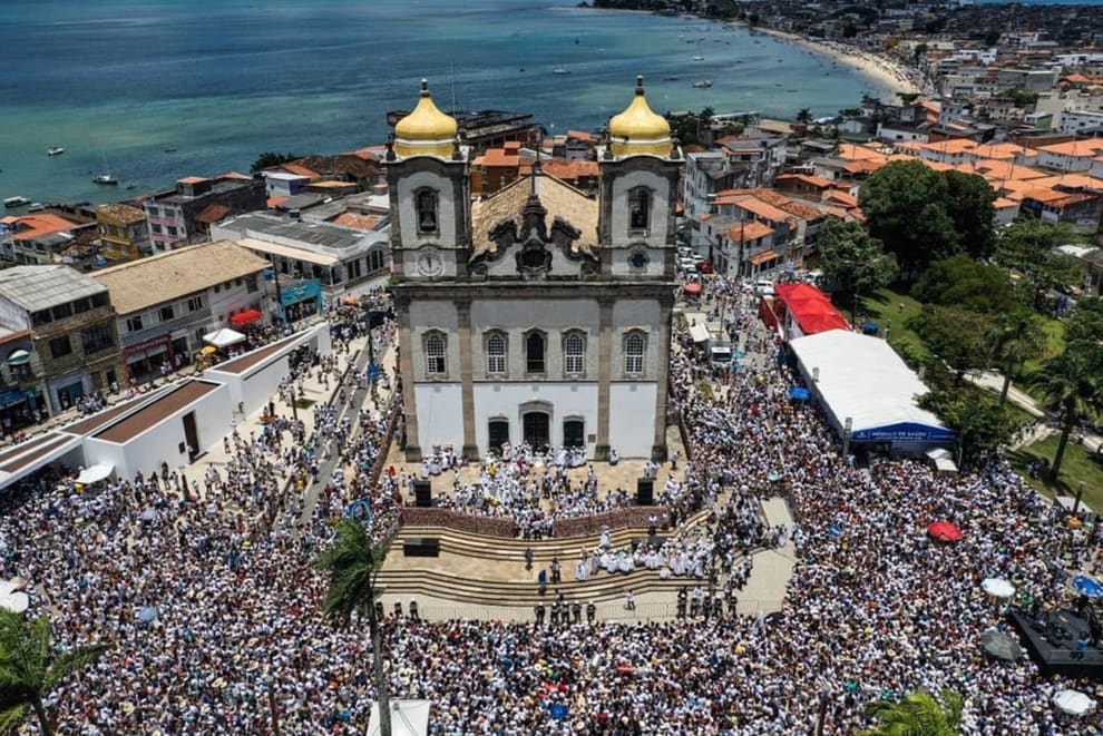 Multidão na Lavagem do Bonfim em Salvador