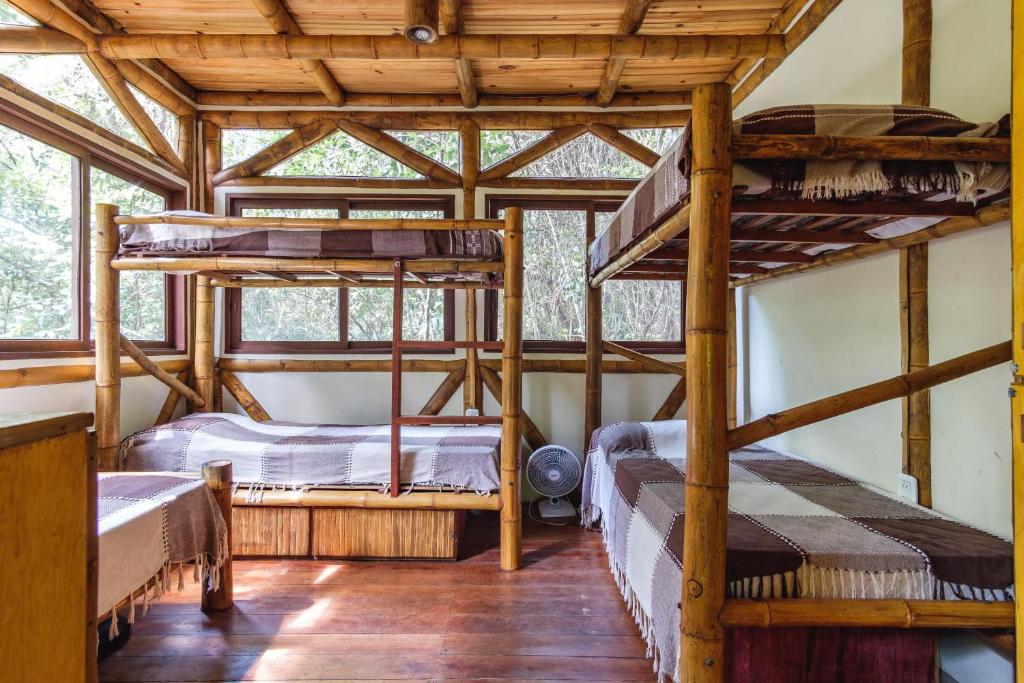 Quarto do Universo Pol Bamboo Hostel