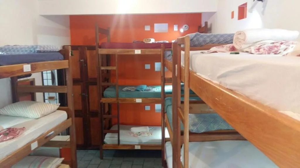 Quarto do Papagaio Hostel & Pousada